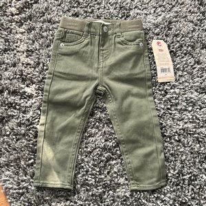 Baby Levi’s skinny lightweight pant.